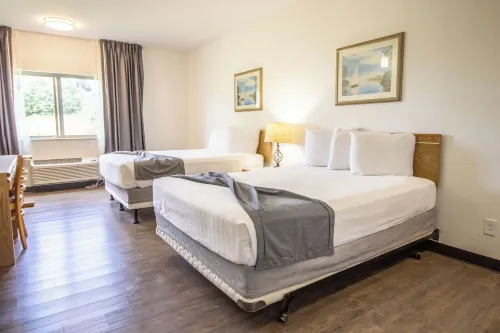 The Tillamook Inn Hotels in Oceanside