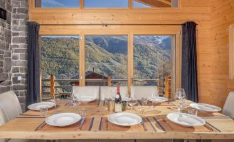Chalet Amerhone - Luxury Chalet with Jacuzzi