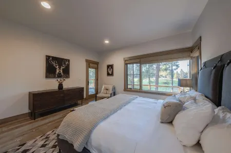 Wilderness Club Cabin Sleeps 7