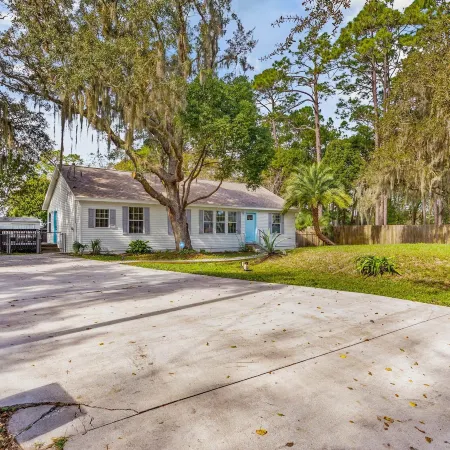 The Oak Hideaway Pet Friendly 3Bd!