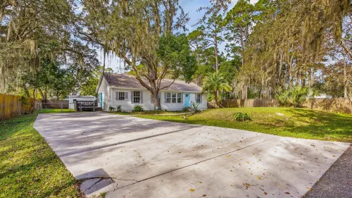 The Oak Hideaway Pet Friendly 3Bd! - Bungalows