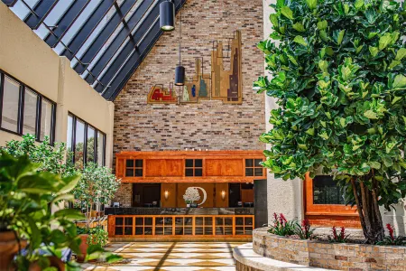 DoubleTree by Hilton Hotel Oak Ridge-Knoxville