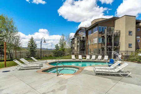 Hot Tub and Seasonal Pool with Stunning Amenities - Charming Retreat