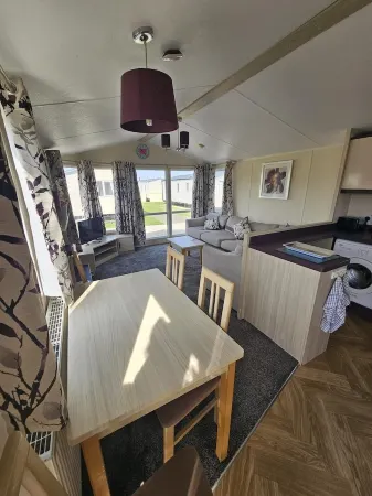 Sp100 - 8 Berth Caravan with Veranda No pets allowed