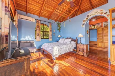 Jungle Dream- Magnificent Getaway with Ocean-Mountain Views