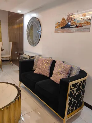 Luna Modern Guesthouse Hotels near Tagbakin nature park
