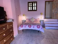 Antigua Casa de Pedro Chicote (Suite Suite A vista de Pájaro) for 2 / 3pers