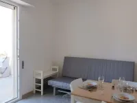 Bilocale Indipendente a 700 Metri dal Mare 萊烏卡住宿飯店