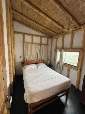 Beautiful 2-bedroom bungalow in Organos 住宿飯店