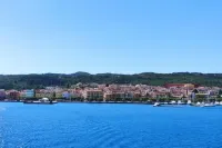 Cozy buen ritiro in the center of Carloforte inspired by the colors of the sea Hotel a Carloforte