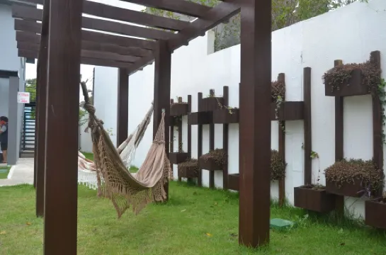 Refúgio em Pelotas Com Nf-e, Ideal Para Famílias e Animais de Pequeno Porte