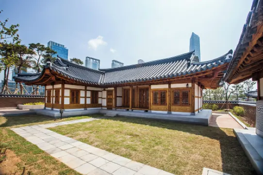 Gyeongwonjae By Walkerhill