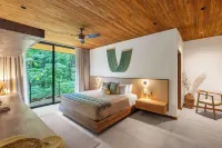 Villa Koa: Luxe Hillside Escape with Ocean Views