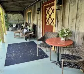 Unique Cozy private 1-bedroom apartment in charming Temple 템플 호텔