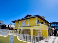 Pousada Village Hotels near Ingleses Beach
