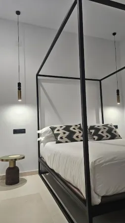 Your oasis of peace by the sea. Casa Chica 2