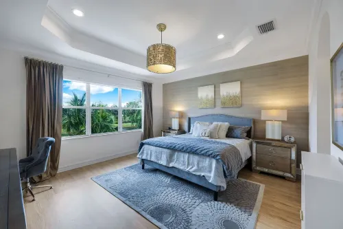 Spacious 5 BR / 3 BA Family Home located in south Fort Myers, Pool & Lake Views