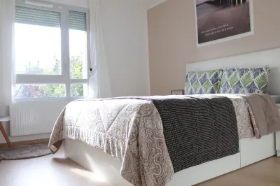 Superbe Appartement vue sur le Salève et Jardin Hotels near Eglise Protestante Unie de France