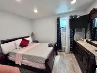 Nice Two Bedroom Apt at 25 Minutes to New York Excellent Bus Transportation Hôtels à : North Bergen