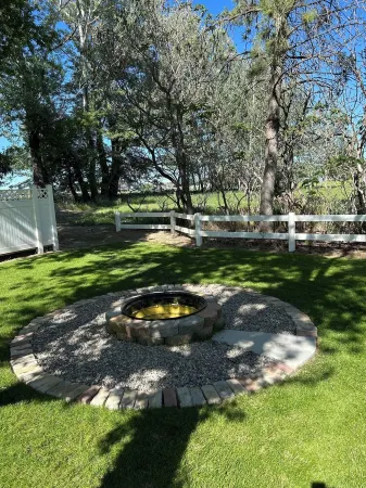 Large 4-bedroom 3-bath single level home with spacious greatroom and dining area