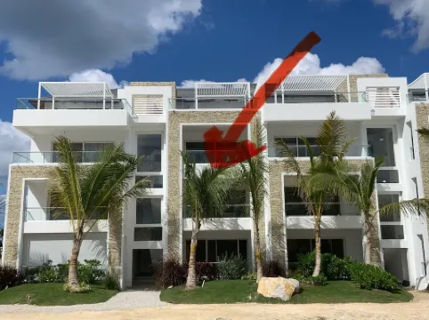 New Luxury Condo: Private Beach Club with Breathtaking Ocean View in Dominicus