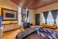 Mountain Trails | Rooms in a Pool Villa Hotels near Vijikan view point