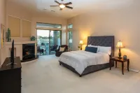 Big Luxury House on Golf Course in Gated Community