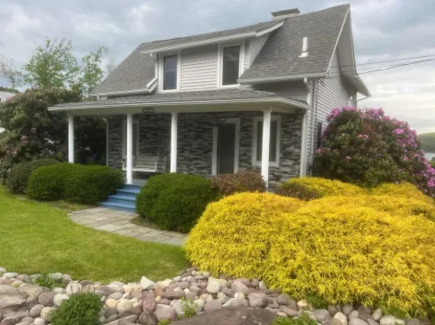 Lakeside Retreat at the Boat launch!! Hotels in Harveys Lake