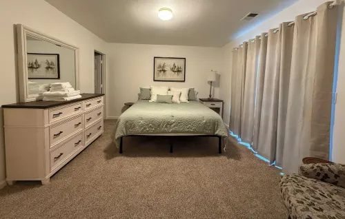 Charming 3-bedroom house with AC, WiFi in fantastic Susanville Hotels in Susanville