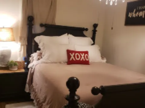 Pet & Family Friendly, Quiet, Near Hwy 39 & 88, Sleeps 7, Remodled, Superhost Hotels in Ogle County