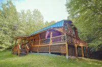 Log Cabin+ 5 Min to Ski Okemo! + Hot Tub!