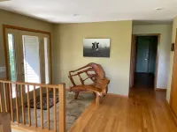 Spacious  5-bedroom  80 acres family farm retreat with AC, WiFi in rural Verona