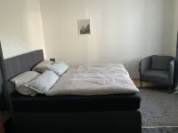 Quiet, fully equipped guest apartment