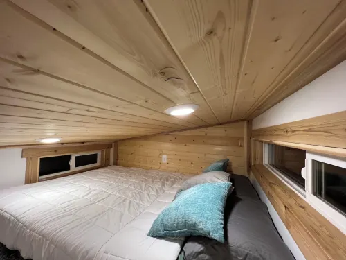 Cozy Orchard cabin with garden, vineyard in delightful Hildale