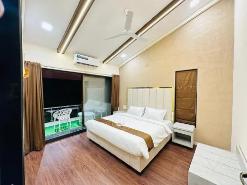 Charming bungalow with AC in lovely Lonavala