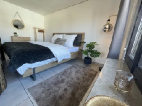 Cozy vacation apartment with pool & sauna