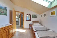 Natural idyll at the foot of the Hemsberg - ideal starting point for nature lovers Hotels in Bensheim