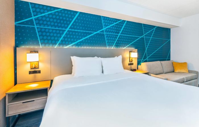 Comfort Suites