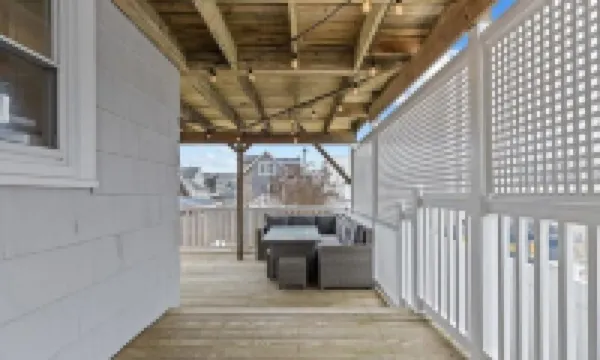 Normandy Beach Getaway! Spacious 2-Family Home. Perfect for Families & Friends