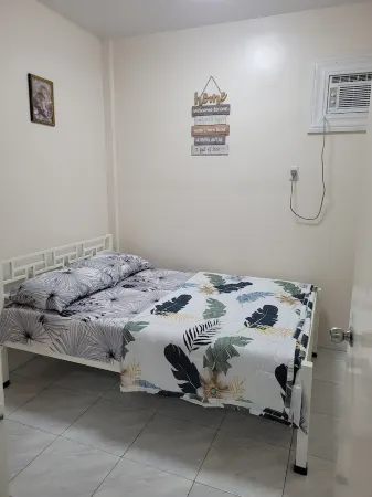 Fully Furnished Clean 2 Br Apartment Sleeps 6 in Babak Close to Beaches,Resorts, Отели рядом с достопримечательностью «Island Garden Baptist Tabernacle»