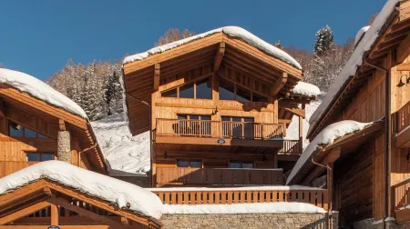 Fully-equipped luxury chalet 8/10 pers Sainte Foy Station proche Val d'Isère/Italie Отели в г. Сент-Фуа-Тарантез