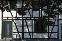 Familienfreundliche, Neue & Moderne Ferienwohnung Nahe Phantasialand & Köln Hotels in Weilerswist