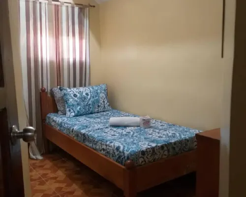 Divine Castle Travelers Inn Номера Photos