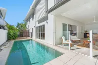 Seaside Serenity Marcoola: Coastal Retreat