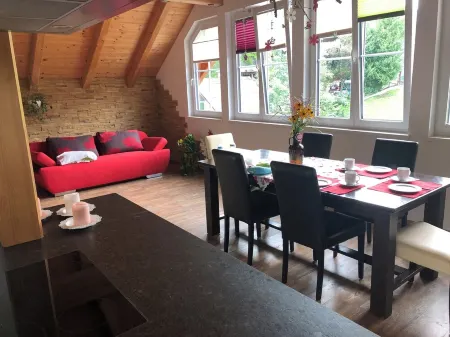 Komfortable Ferienwohnung mit Charme. Optimal für Familien, Paare und Freunde Отели в г. Бад-Гойзерн