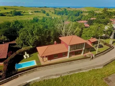 House with heated pool and beautiful glazed porch Hotels near Playa de Cuevas del Mar