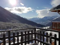 Chalet Belvédère, Spacious 12 Person, 5 Bedroom Chalet, Breath-Taking Views!