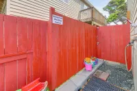 Group Friendly! Rockaway Beach Oasis w/ Game Room - 4 stjerner