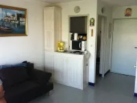 Rent apartment in la grande Motte, couchant district with air conditioning