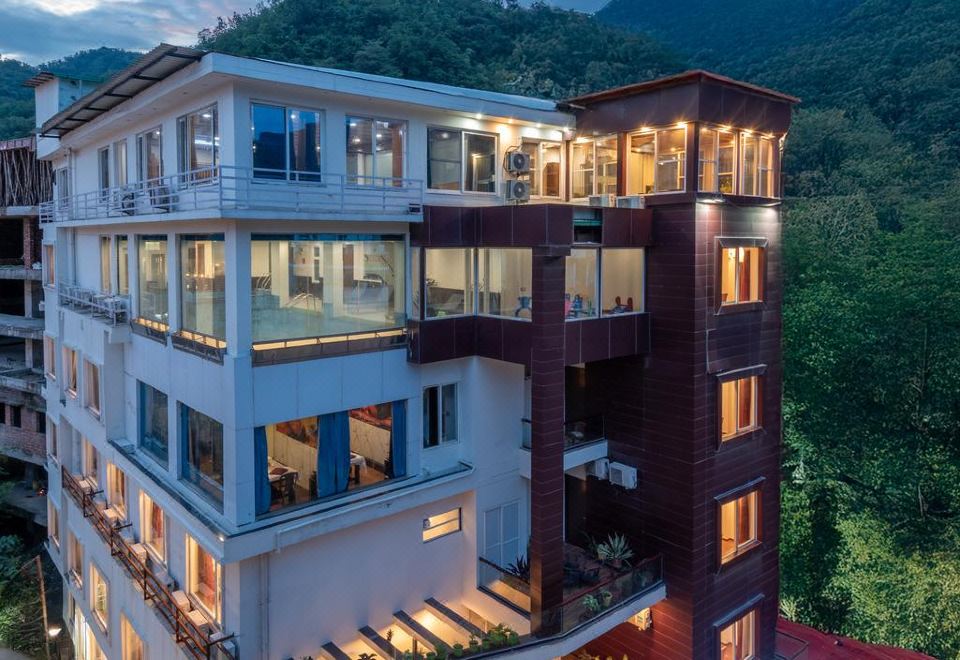 hotel overview picture